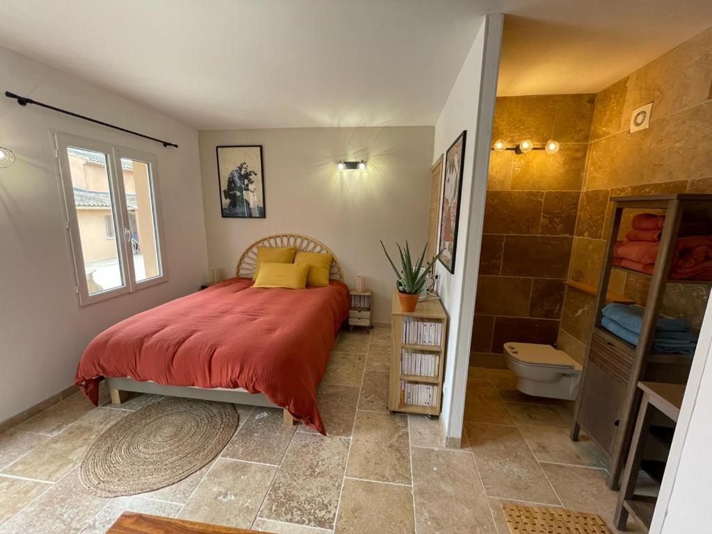 Bed & Breakfast Dependance Cosy Avec Petit Dejeuner Entre Gordes Et L'Isle Sur La Sorgue *
