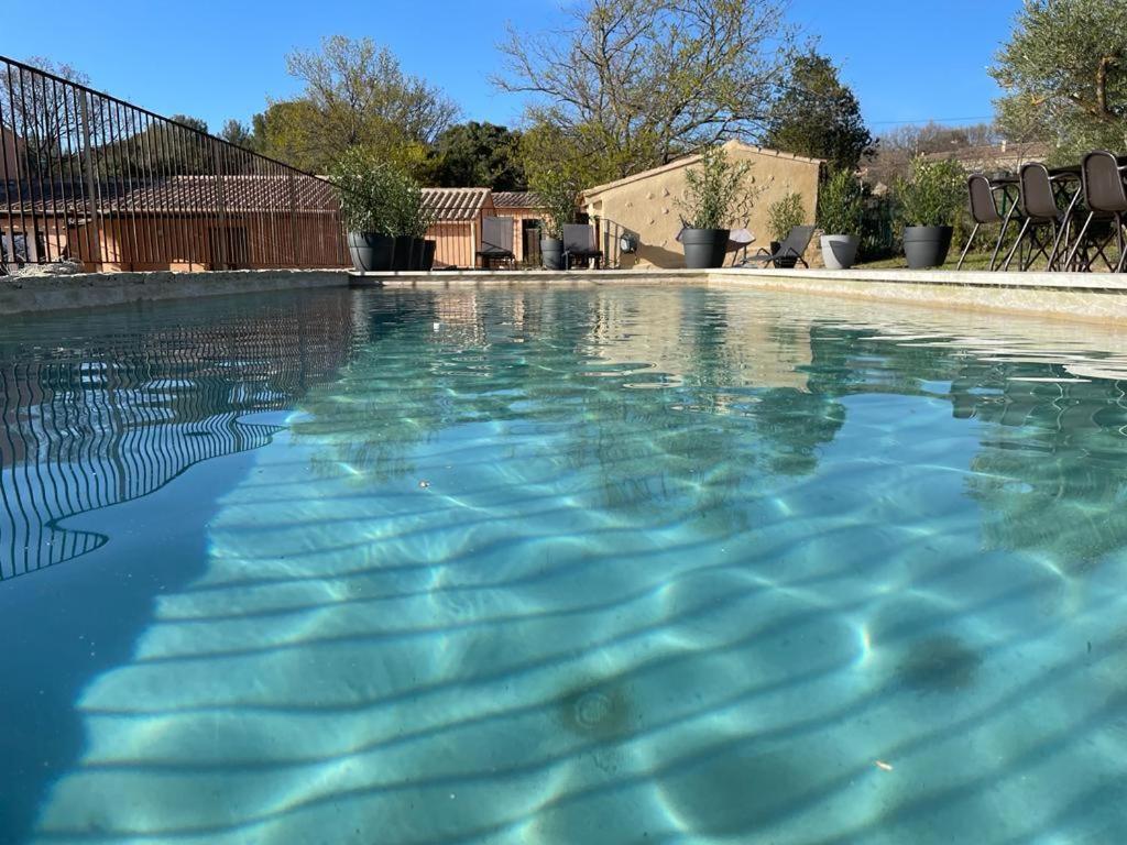 Dependance Cosy Avec Petit Dejeuner Entre Gordes Et L'isle Sur La Sorgue *